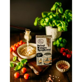 Kuiva shirataki-konjak-pasta spagetti 80g lifestyle